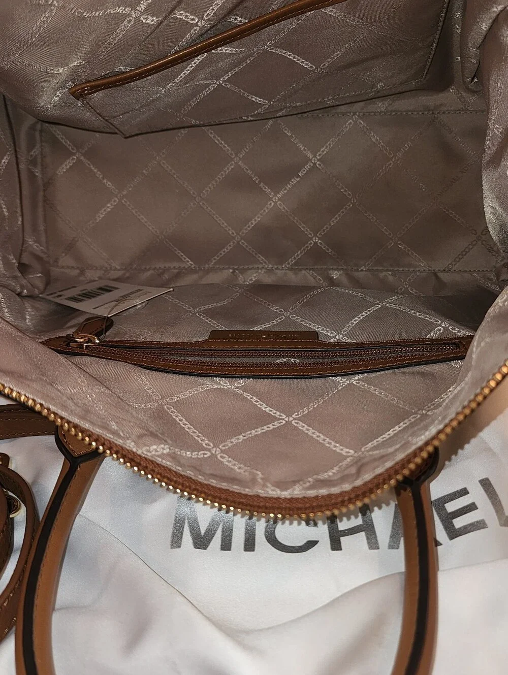 Michael Kors Carine Medium Signature Satchel Vanilla/Acorn + Dust Bag